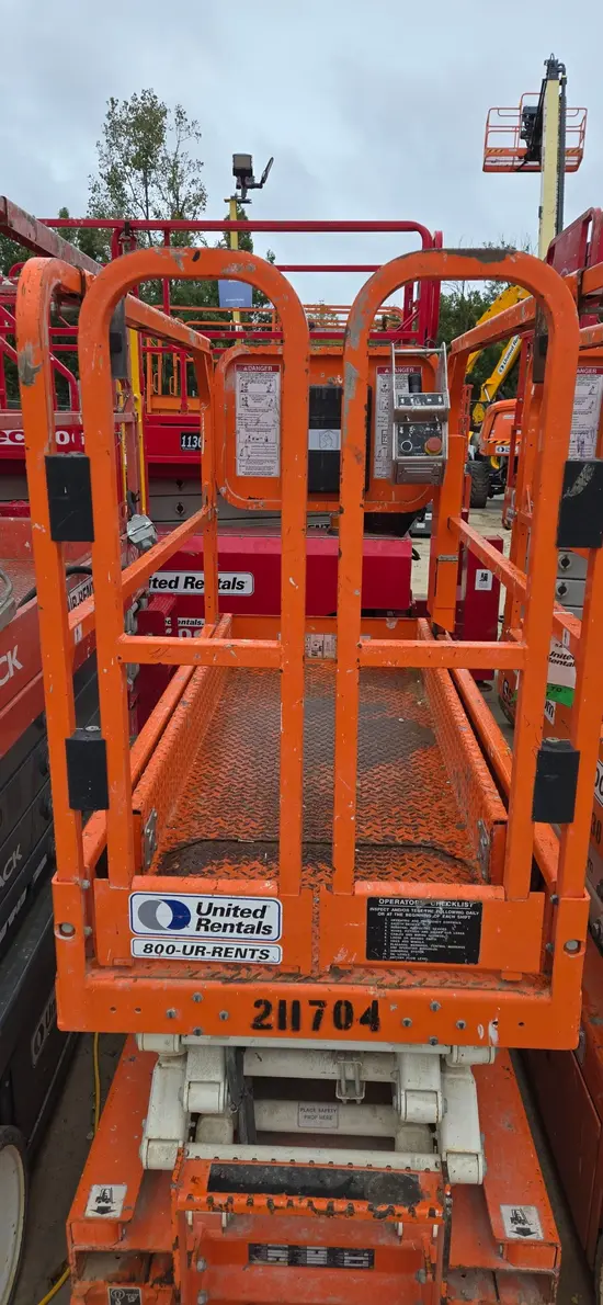 2018 Snorkel S3219E Scissor Lift