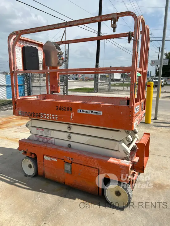 2020 Snorkel S3219E Scissor Lift