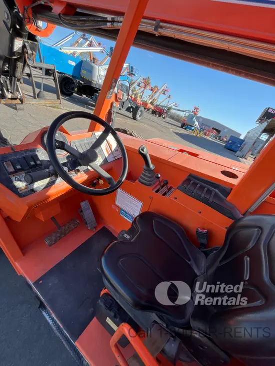 2018 SKYTRAK 6042 Forklift