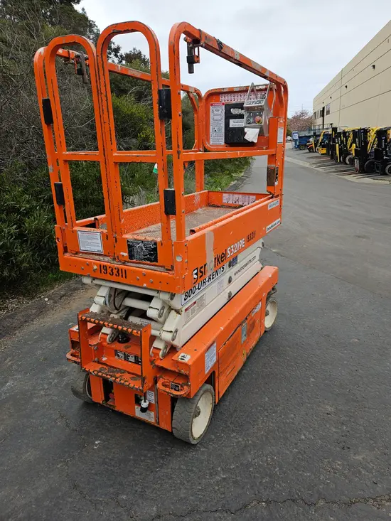 2017 Snorkel S3219E Scissor Lift