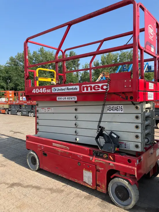 2018 MEC 4046SE Scissor Lift