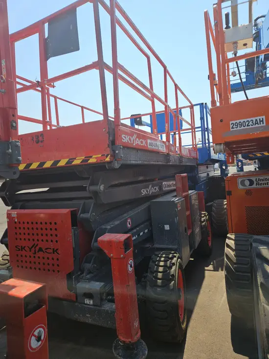 2017 Skyjack SJ8841RT Rough Terrain Scissor Lift