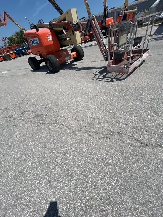 2017 JLG 450AJ Articulating Boom Lift