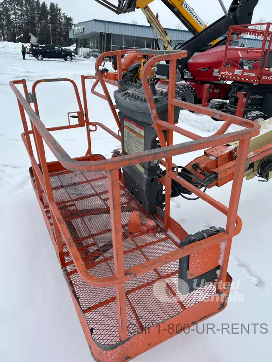 2017 JLG 600S Boom Lift