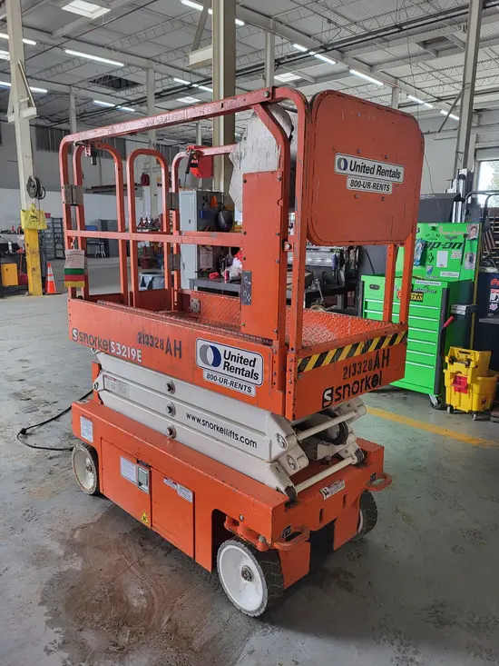 2018 Snorkel S3219E Scissor Lift