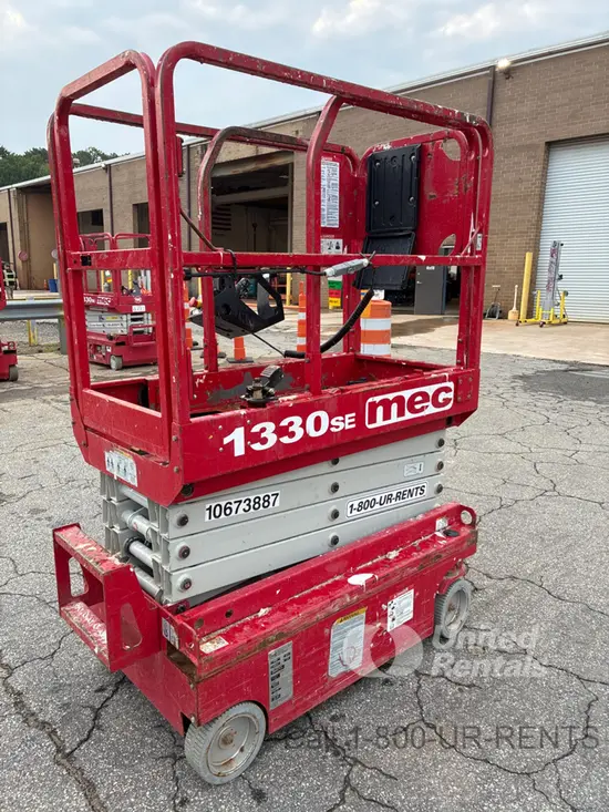 2017 MEC 1330SE Scissor Lift