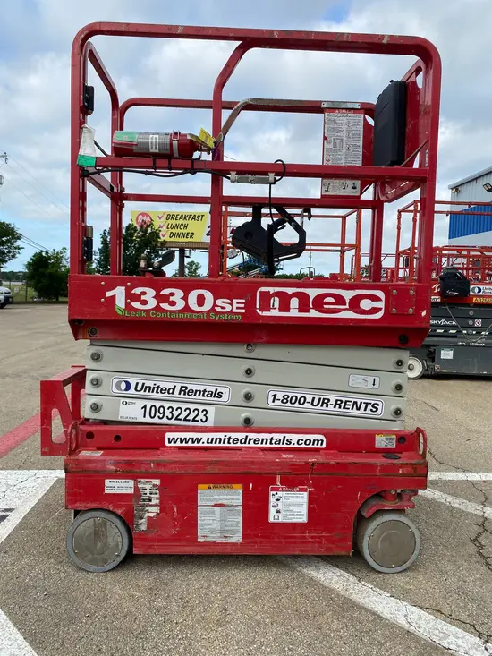 2019 MEC 1330SE Scissor Lift