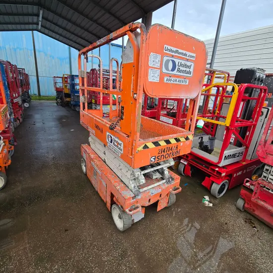 2018 Snorkel S3219E Scissor Lift