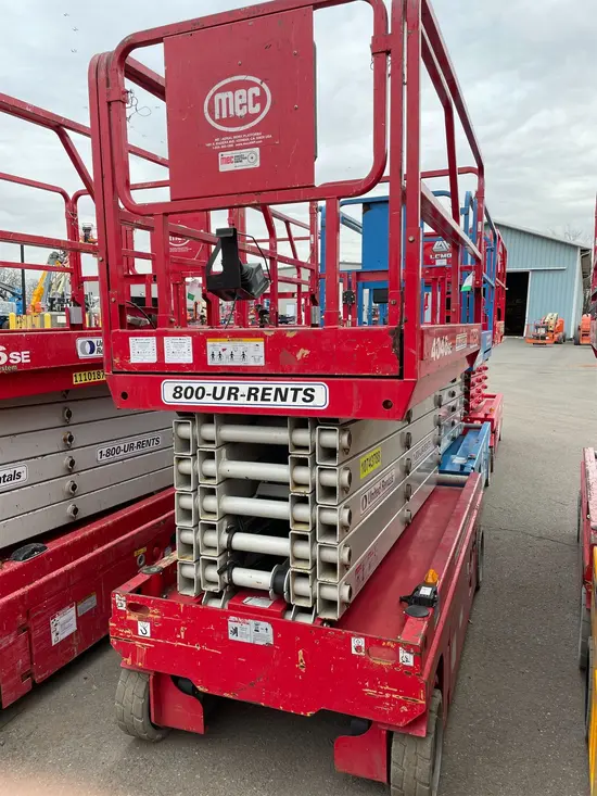 2018 MEC 4046SE Scissor Lift