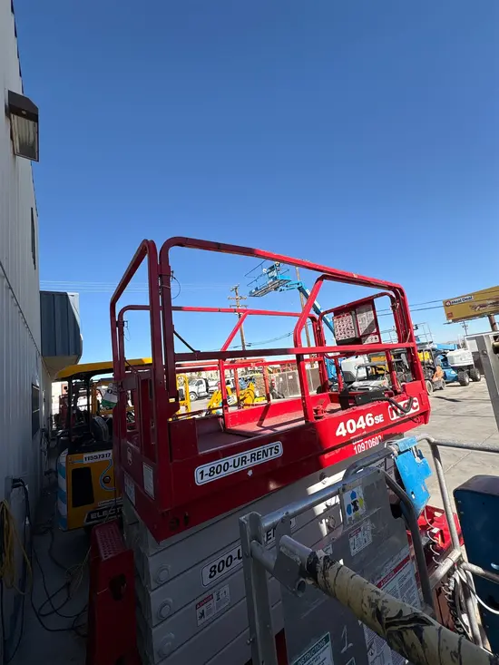 2019 MEC 4046SE Scissor Lift