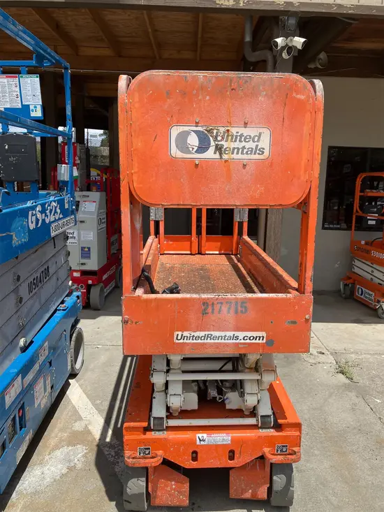 2018 Snorkel S3219E Scissor Lift