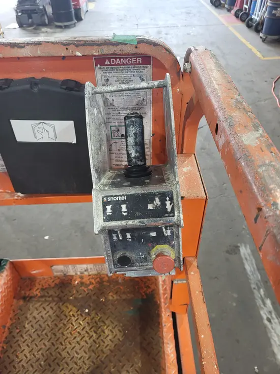 2018 Snorkel S3219E Scissor Lift