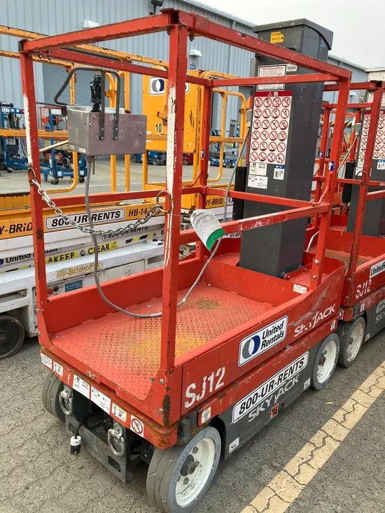 2017 Skyjack SJ12 Self-Propelled One-Person Lift