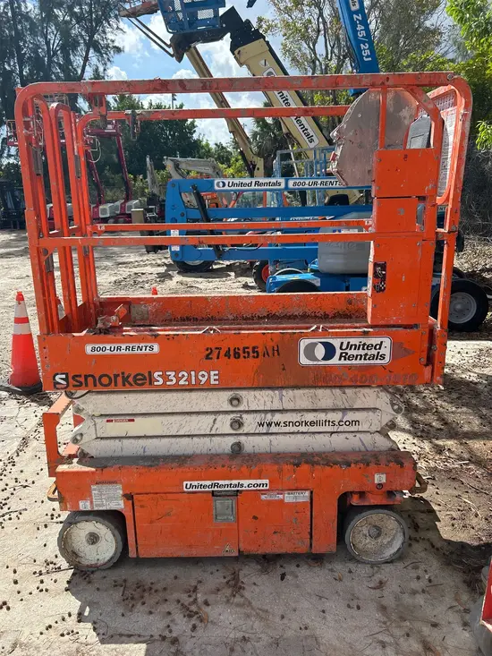 2021 Snorkel S3219E Scissor Lift