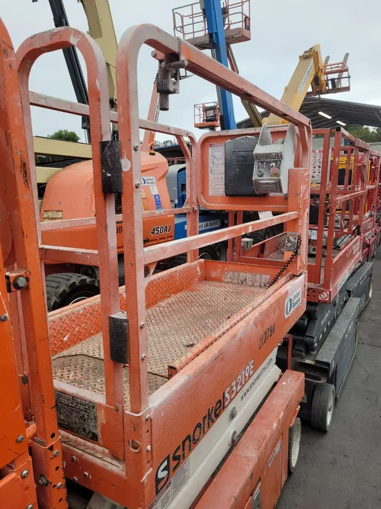 2018 Snorkel S3219E Scissor Lift
