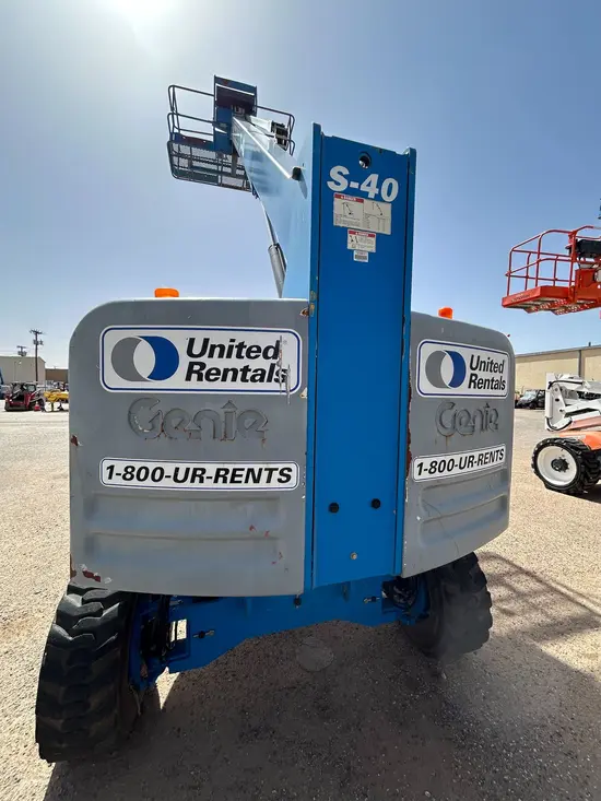 2015 Genie S-40 Boom Lift