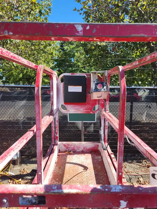 2018 MEC MICRO 19 Scissor Lift