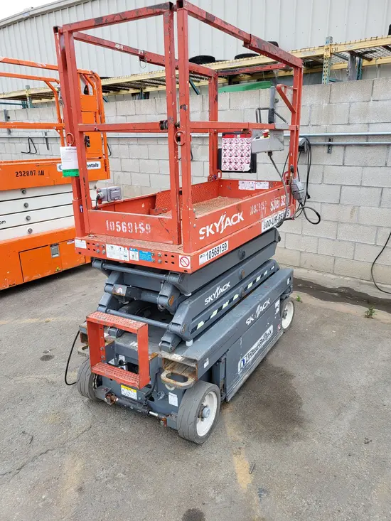 2017 Skyjack SJIII3219 Scissor Lift