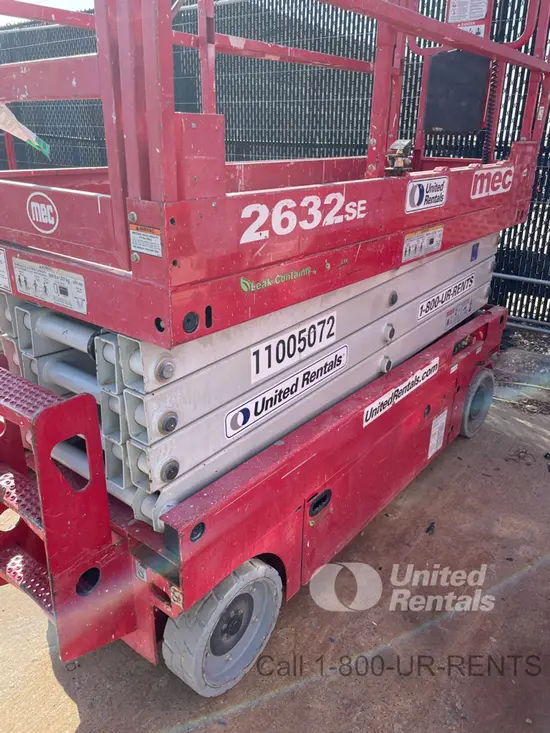 2019 MEC 2632SE Scissor Lift