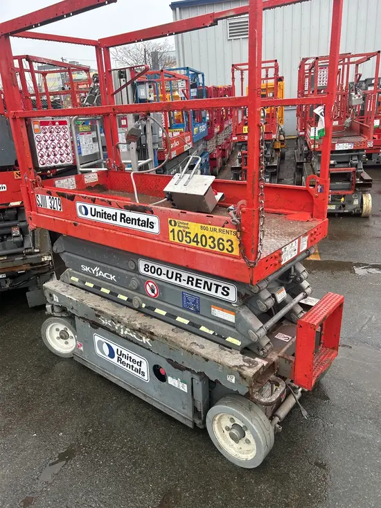 2016 Skyjack SJIII3219 Scissor Lift