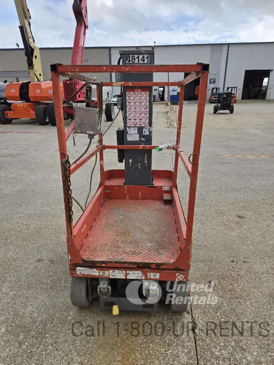 2017 Skyjack SJ16 Self-Propelled One-Person Lift
