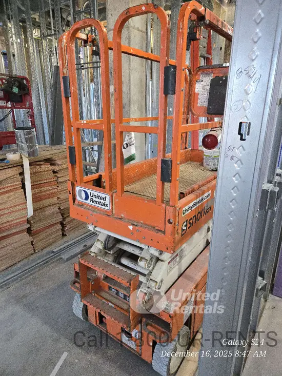 2019 Snorkel S3219E Scissor Lift