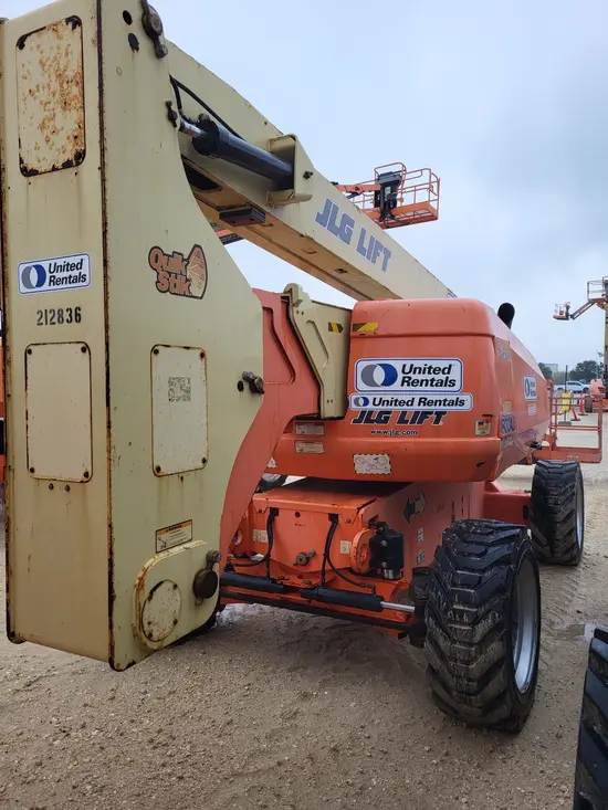 2018 JLG 800AJ Articulating Boom Lift