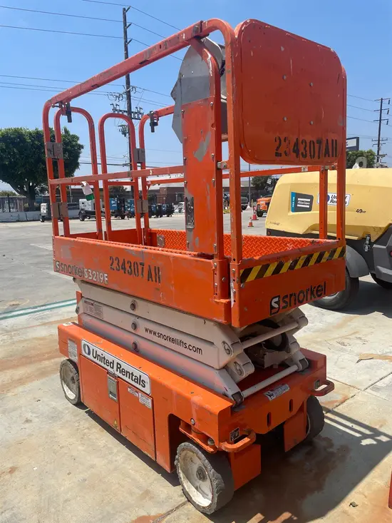 2019 Snorkel S3219E Scissor Lift