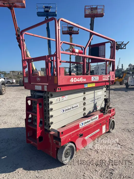2017 MEC 4046SE Scissor Lift