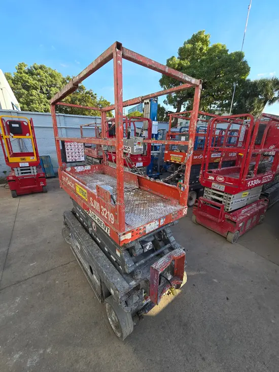 2018 Skyjack SJIII3219 Scissor Lift