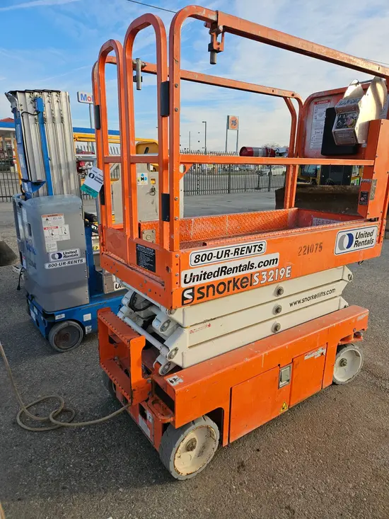 2019 Snorkel S3219E Scissor Lift