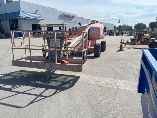 2016 JLG 400S Boom Lift