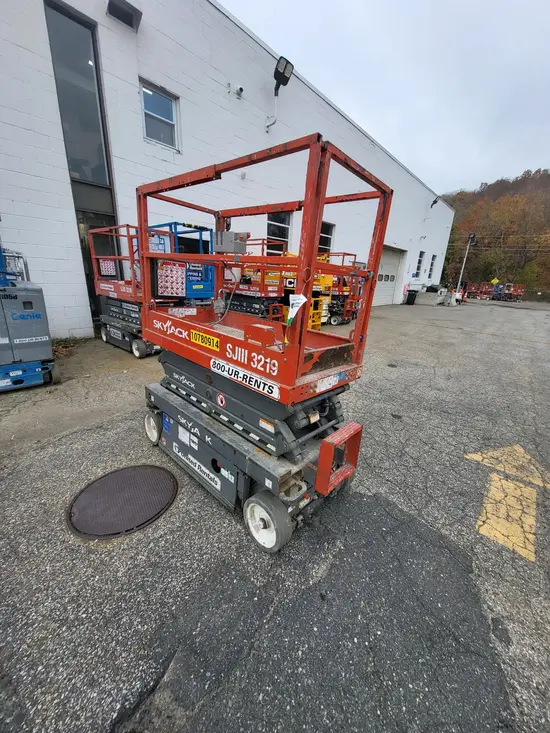 2018 Skyjack SJIII3219 Scissor Lift