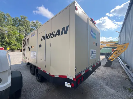 2018 Doosan HP1600WCU-T4F Air Compressor
