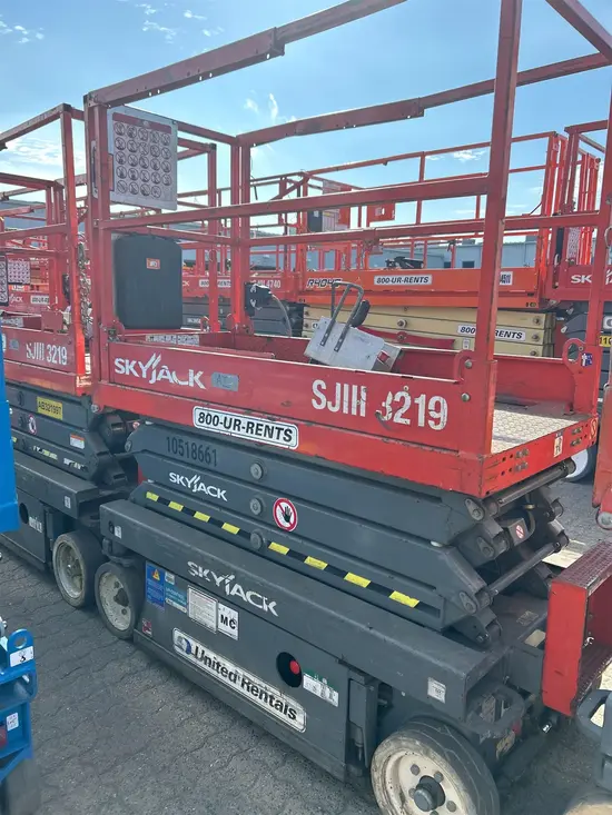 2016 Skyjack SJIII3219 Scissor Lift