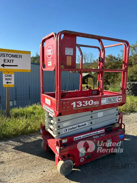 2019 MEC 1330SE Scissor Lift