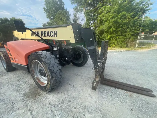 2017 JLG 642 Forklift