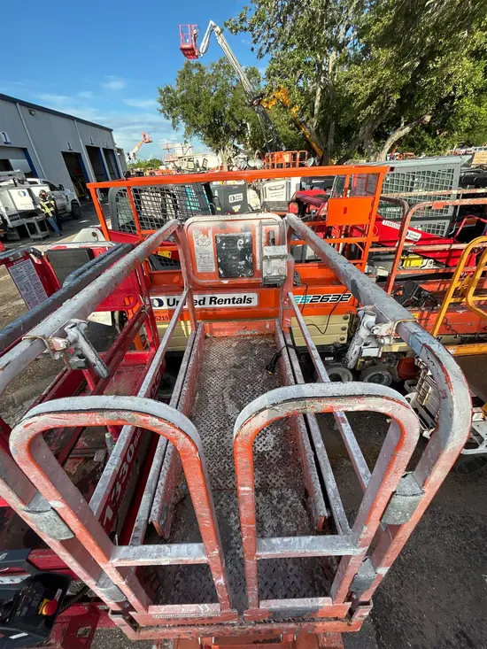 2019 Snorkel S3219E Scissor Lift