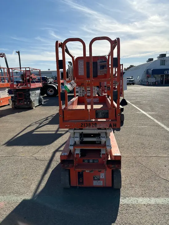 2018 Snorkel S3219E Scissor Lift