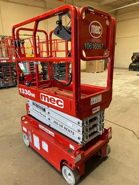 2017 MEC 1330SE Scissor Lift