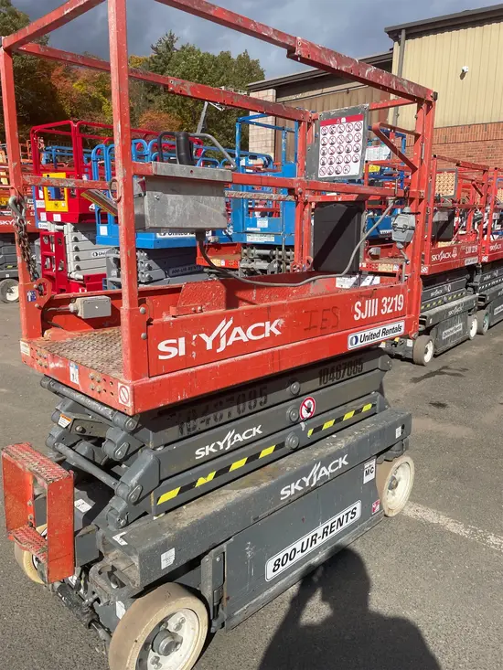2016 Skyjack SJIII3219 Scissor Lift