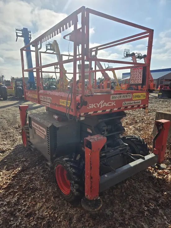 2019 Skyjack SJ6832RT Rough Terrain Scissor Lift