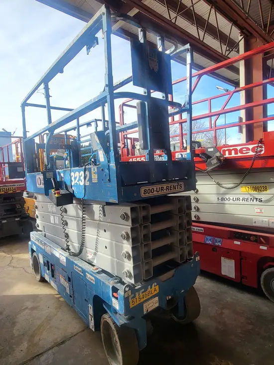 2017 Genie GS-3232 Scissor Lift