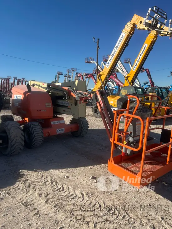 2017 JLG 450AJ Articulating Boom Lift