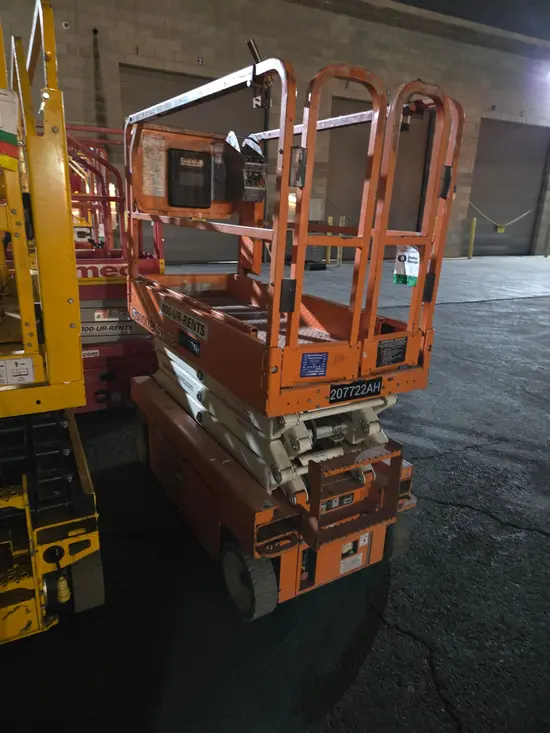 2018 Snorkel S3219E Scissor Lift