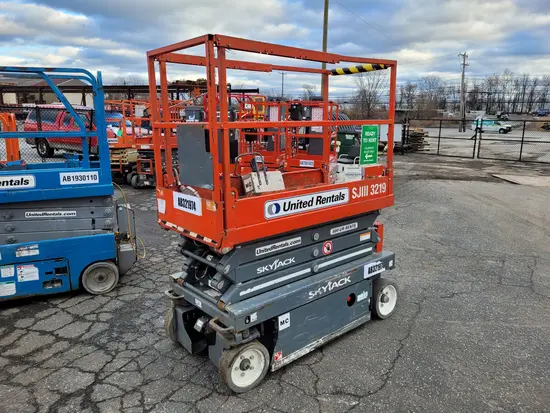 2017 Skyjack SJIII3219 Scissor Lift
