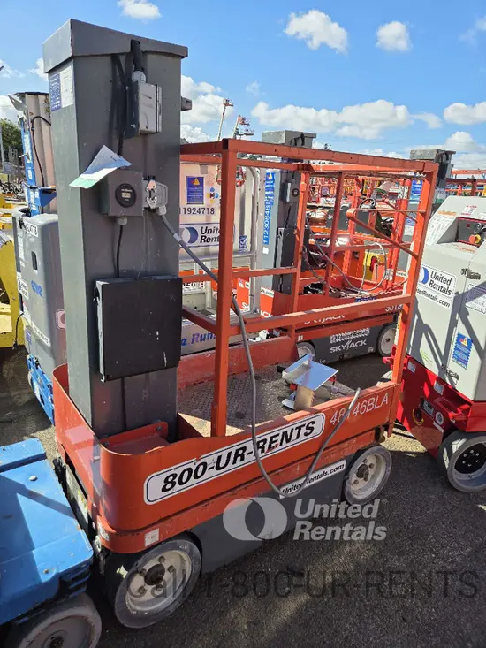 2017 Skyjack SJ16 Self-Propelled One-Person Lift