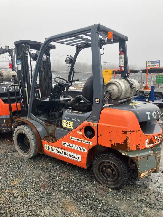 2019 Toyota 8FGU25 Warehouse Forklift