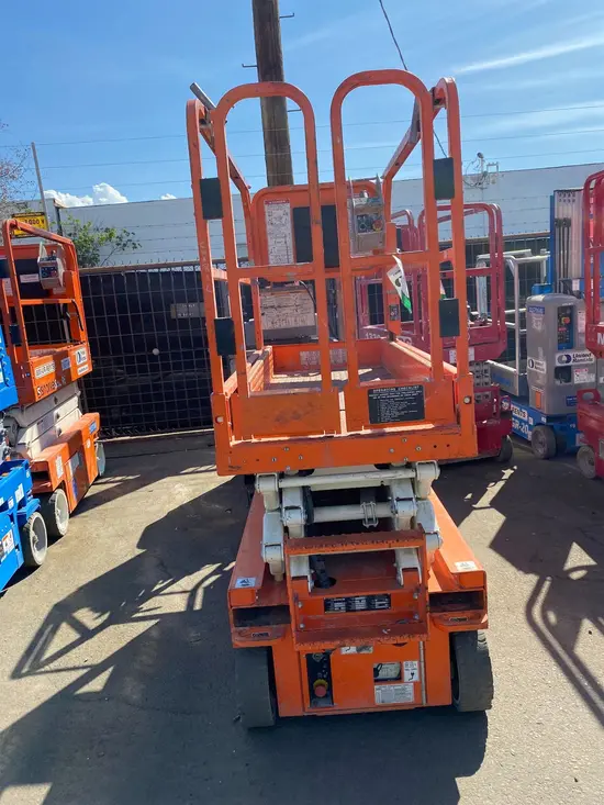 2019 Snorkel S3219E Scissor Lift