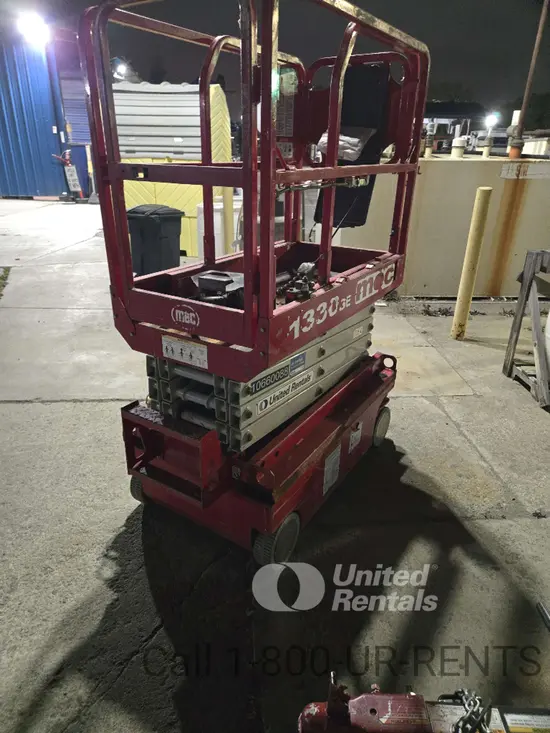 2017 MEC 1330SE Scissor Lift